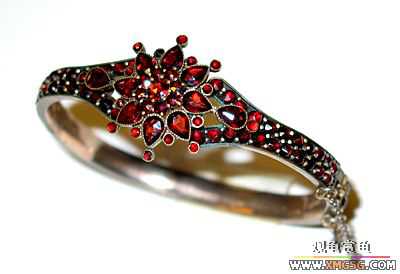 �����챦ʯ��Ʒ